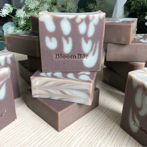 Cedarwood | All Natural Handcrafted Body Soap - Set of 2 - Picture 3 of 5